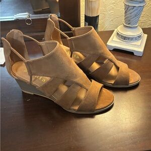 Mata Tan Strappy Wedge Sandals